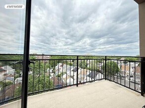 143-26 84th Rd in Queens, NY - Foto de edificio - Building Photo