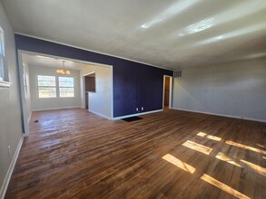 36604 W 45th St in Shawnee, OK - Building Photo - Building Photo
