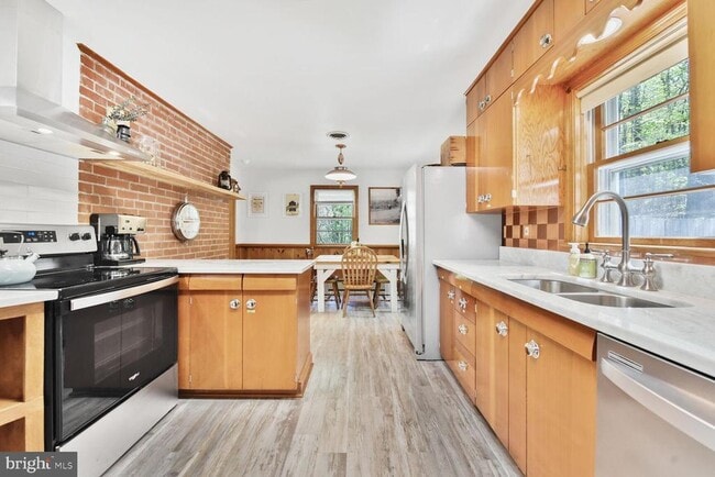 2459 Frogtown Rd in Bluemont, VA - Building Photo - Building Photo