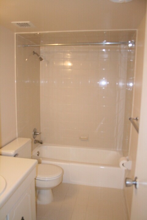 2638 Fort Farnsworth Rd in Alexandria, VA - Building Photo