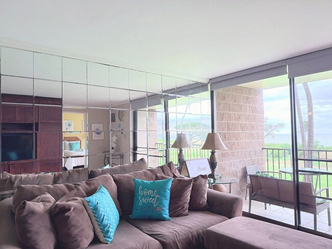 property at 938 S Kihei Rd