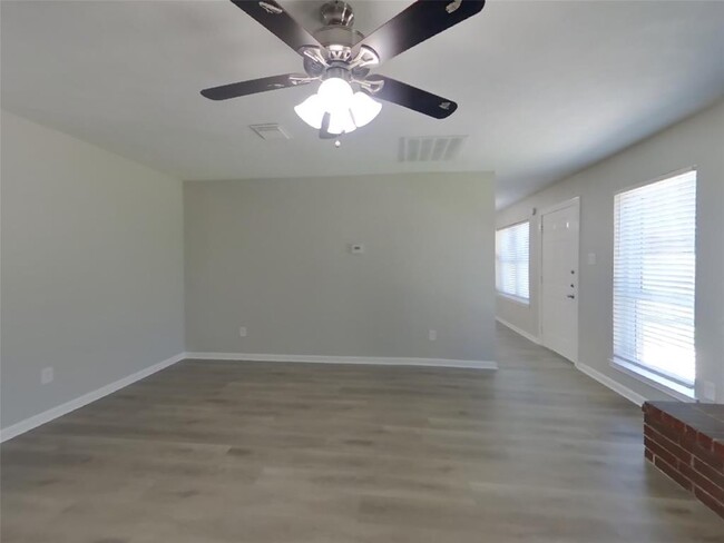 18810 Pine Bower Cir in Humble, TX - Building Photo - Building Photo