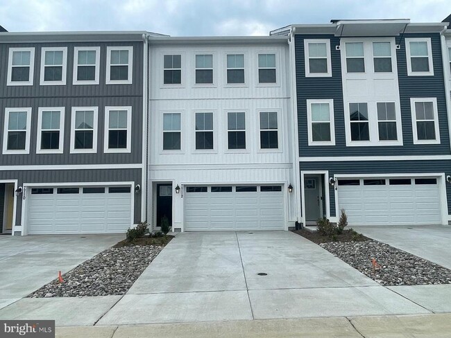 property at 7712 Harlow Cir