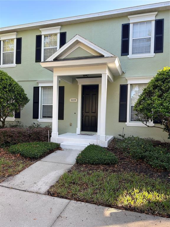 5229 Segari Way in Windermere, FL - Foto de edificio - Building Photo