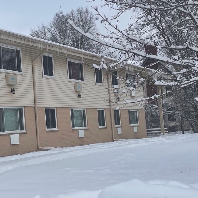 570 3rd St S in Wisconsin Rapids, WI - Building Photo - Building Photo