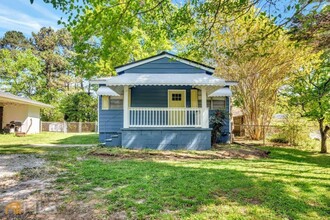 50 Oak St in Hiram, GA - Foto de edificio - Building Photo