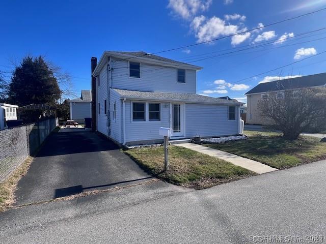 40 Portland Ave in Old Lyme, CT - Building Photo - Building Photo