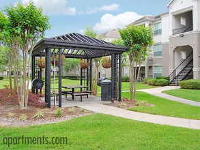 Reserve @ Fountain Lake in Stafford, TX - Building Photo - Building Photo