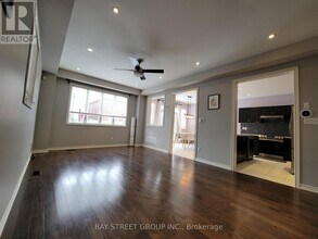 95 Win Timbers Cres in Whitchurch-Stouffville, ON - Building Photo - Building Photo