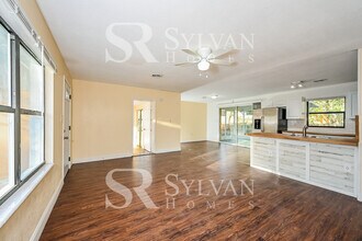 1312 Cambridge Dr in Leesburg, FL - Building Photo - Building Photo