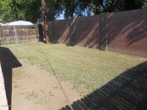 2727 W Belmont Ave in Phoenix, AZ - Building Photo - Building Photo