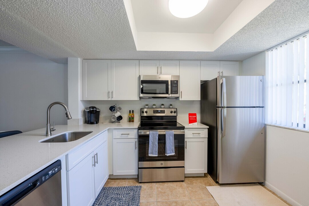 Waterview at Coconut Creek in Coconut Creek, FL - Foto de edificio