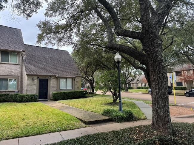 15359 Falmouth Ave in Houston, TX - Building Photo - Building Photo