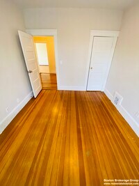 7 Hesston Ter photo'