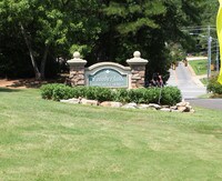 Building Photo - Valley Crest Apartments in Birmingham, Alabama