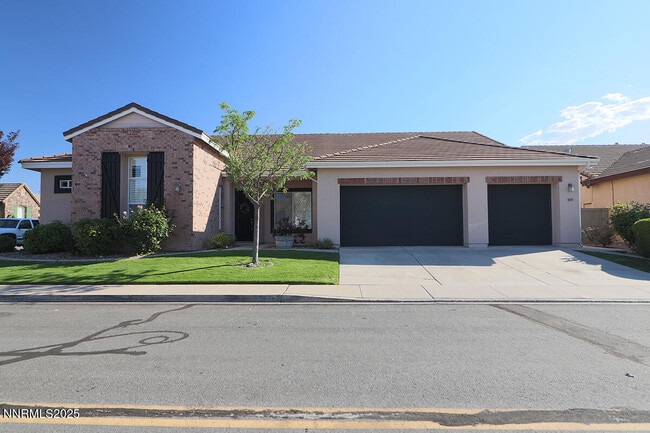 1692 Broadstone Way in Reno, NV - Building Photo - Building Photo