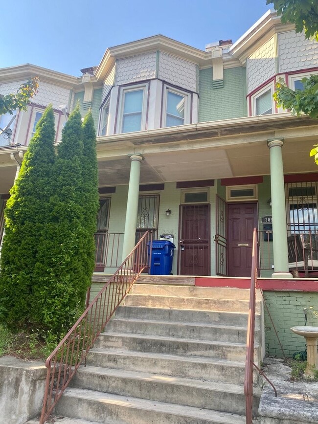 property at 304 E 28th St
