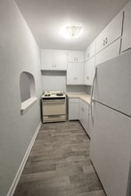 502 Main St in La Porte City, IA - Building Photo - Building Photo