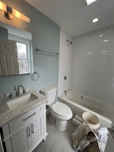 73 Pearl St, Unit 3 in Somerville, MA - Foto de edificio - Building Photo