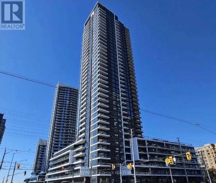 15 Watergarden Dr in Mississauga, ON - Building Photo