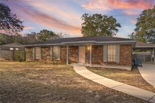 4516 Champlain Ave in Mobile, AL - Building Photo