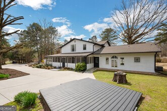 813 Sandy Creek Rd in Fayetteville, GA - Building Photo - Building Photo