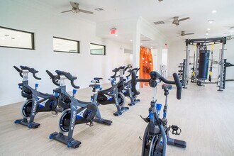 Cortland MacArthur in Irving, TX - Foto de edificio - Building Photo