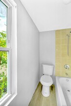 67 Burton St in Waterbury, CT - Building Photo - Building Photo
