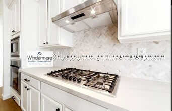 520 Westlake Dr in West Sacramento, CA - Building Photo - Building Photo