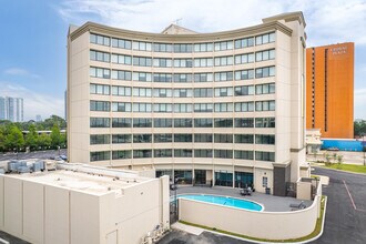 The Levy Apartments in Houston, TX - Foto de edificio - Building Photo