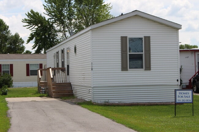 3220 12th Ave N in Fargo, ND - Building Photo - Building Photo