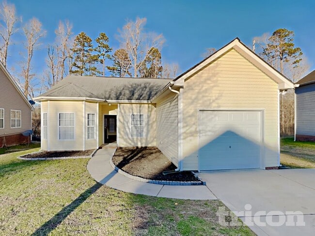 property at 871 Anchor Way NE