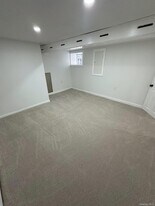 964 E 42nd St in Brooklyn, NY - Building Photo