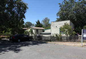 147 Healdsburg Ave