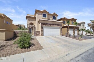 11621 St Martin Way in El Paso, TX - Building Photo - Building Photo