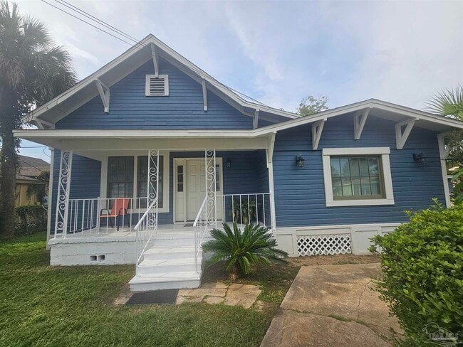 property at 506 E Scott St