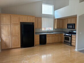 4209 Dalehurst Ln in Tracy, CA - Building Photo - Building Photo