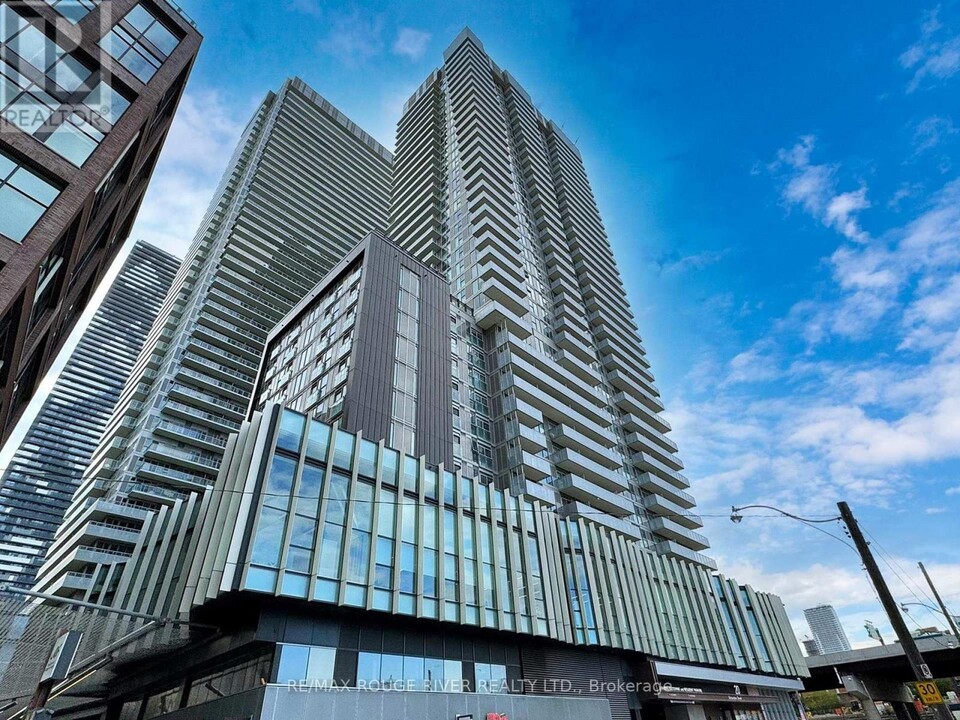 20-3620 Richardson St in Toronto, ON - Building Photo