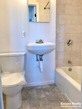 272 Newbury St, Unit 15 in Boston, MA - Building Photo - Building Photo