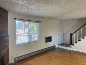 5491 E Warren Ave in Denver, CO - Building Photo - Building Photo