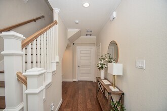 4007 Centre Glen Dr in Houston, TX - Building Photo - Building Photo