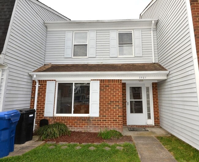 3921 Lantana Pl in Virginia Beach, VA - Building Photo - Building Photo