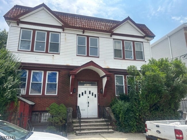 property at 140 Leslie St