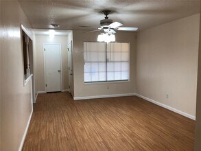 900 Barkley Cir in Norman, OK - Building Photo - Building Photo