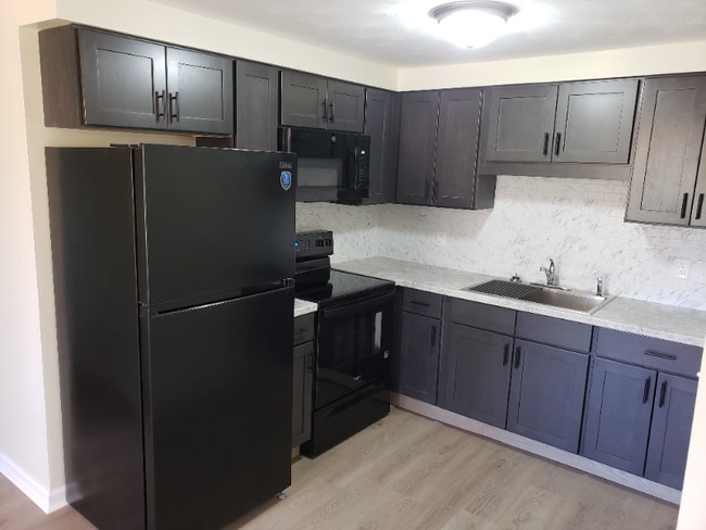 1119 Farnsworth Ave in North Tonawanda, NY - Building Photo - Building Photo