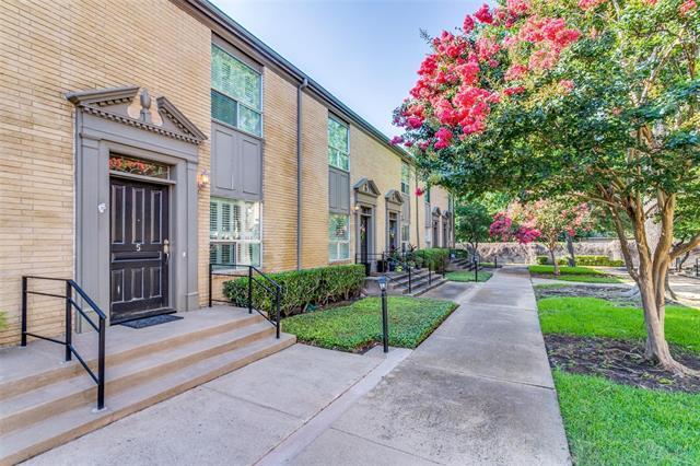 property at 7510 W Northwest Hwy