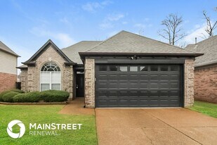 372 Fleets Hill Dr in Memphis, TN - Building Photo
