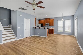 194 Chapel Lake S in Savannah, GA - Building Photo - Building Photo