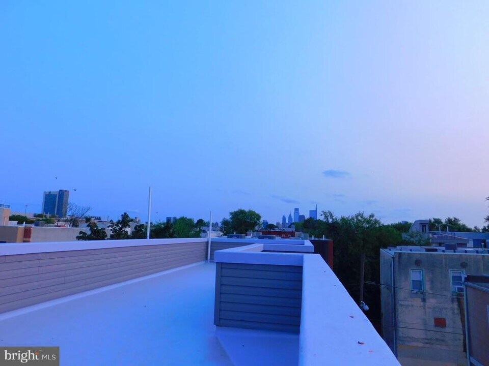 1741 Fontain St in Philadelphia, PA - Building Photo
