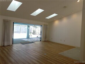 96 Sycamore Cir in Homosassa, FL - Building Photo - Building Photo